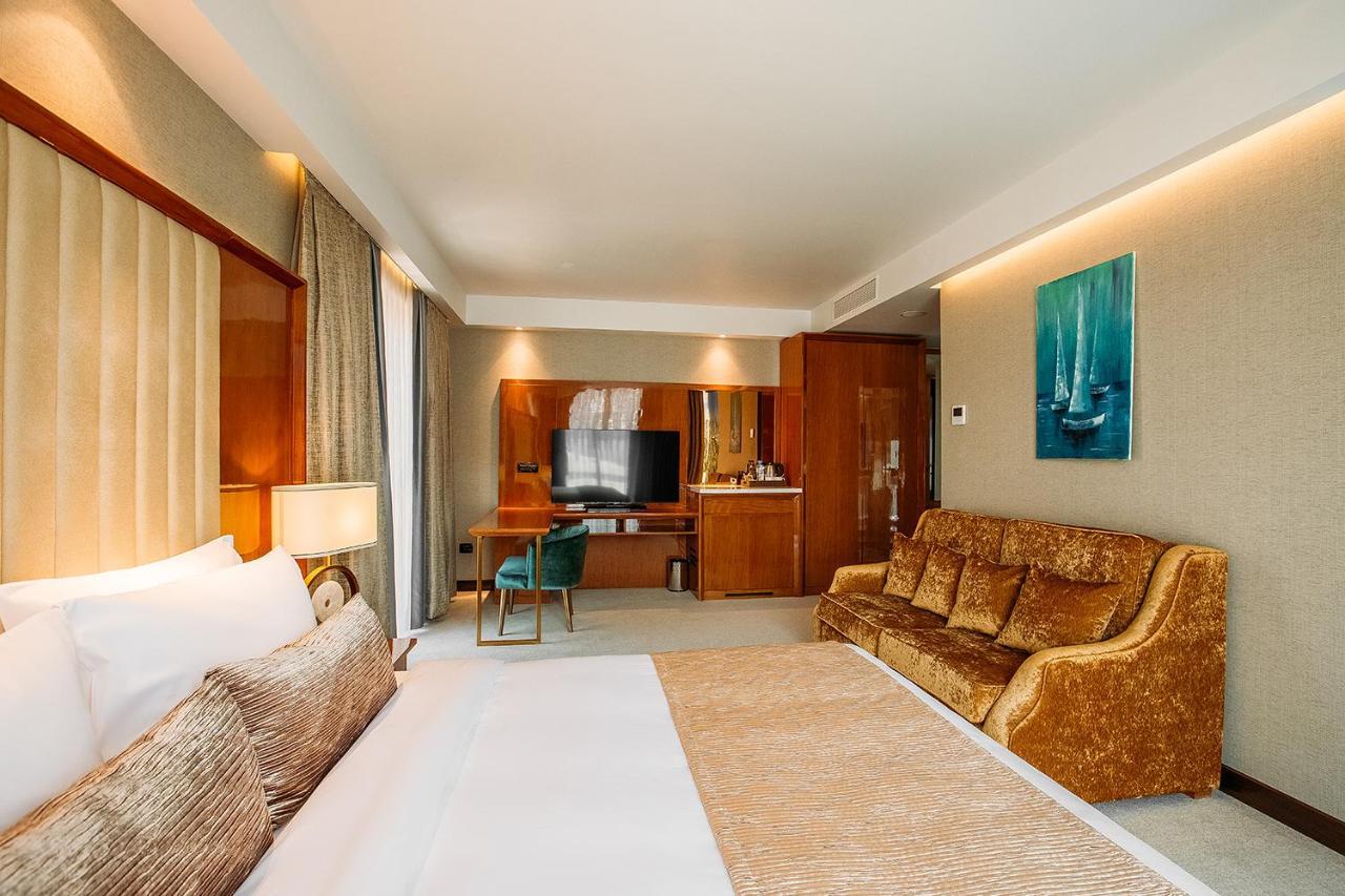 Marjan Plaza Hotel Tbilisi Eksteriør billede