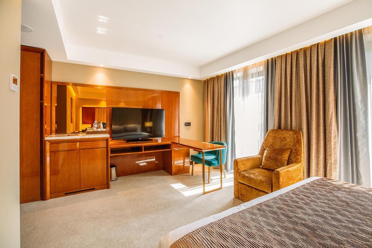 Marjan Plaza Hotel Tbilisi Eksteriør billede