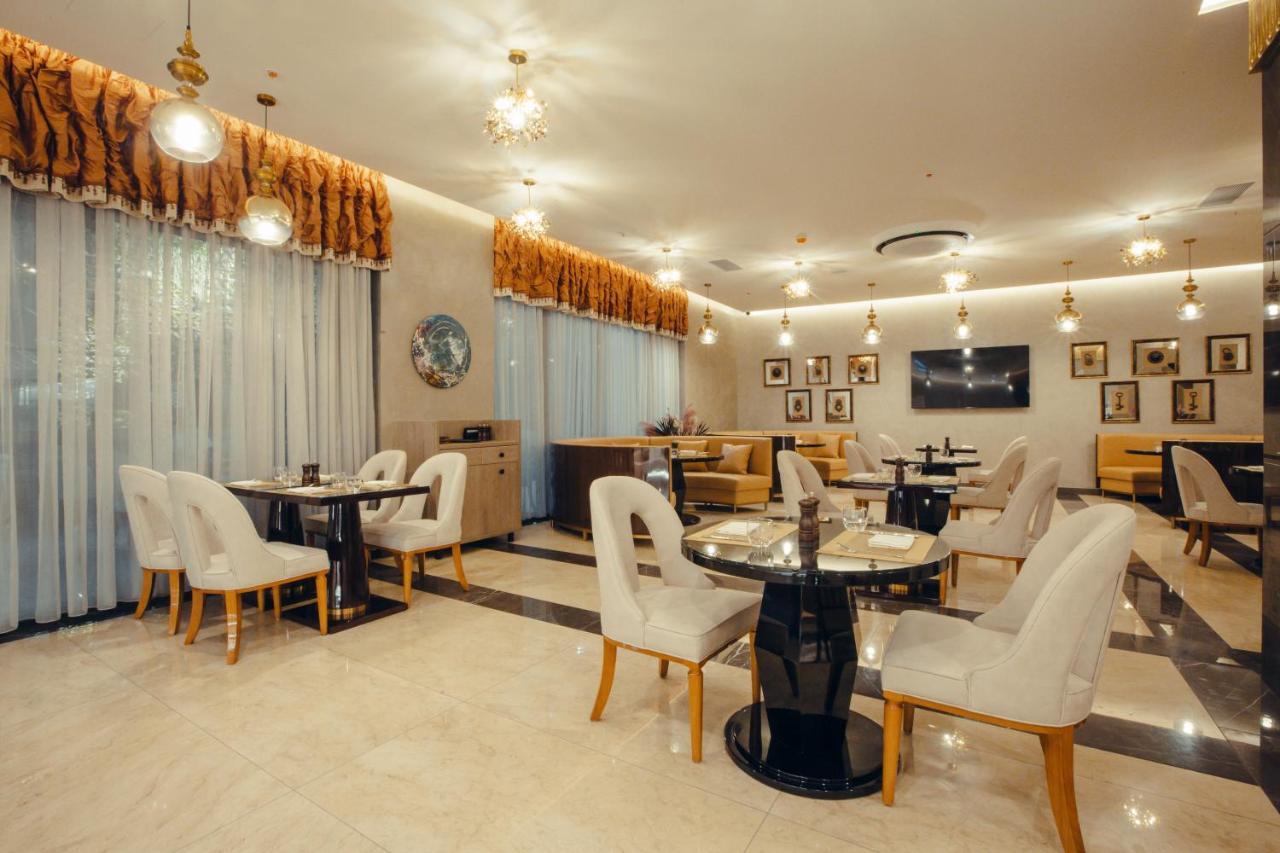 Marjan Plaza Hotel Tbilisi Eksteriør billede