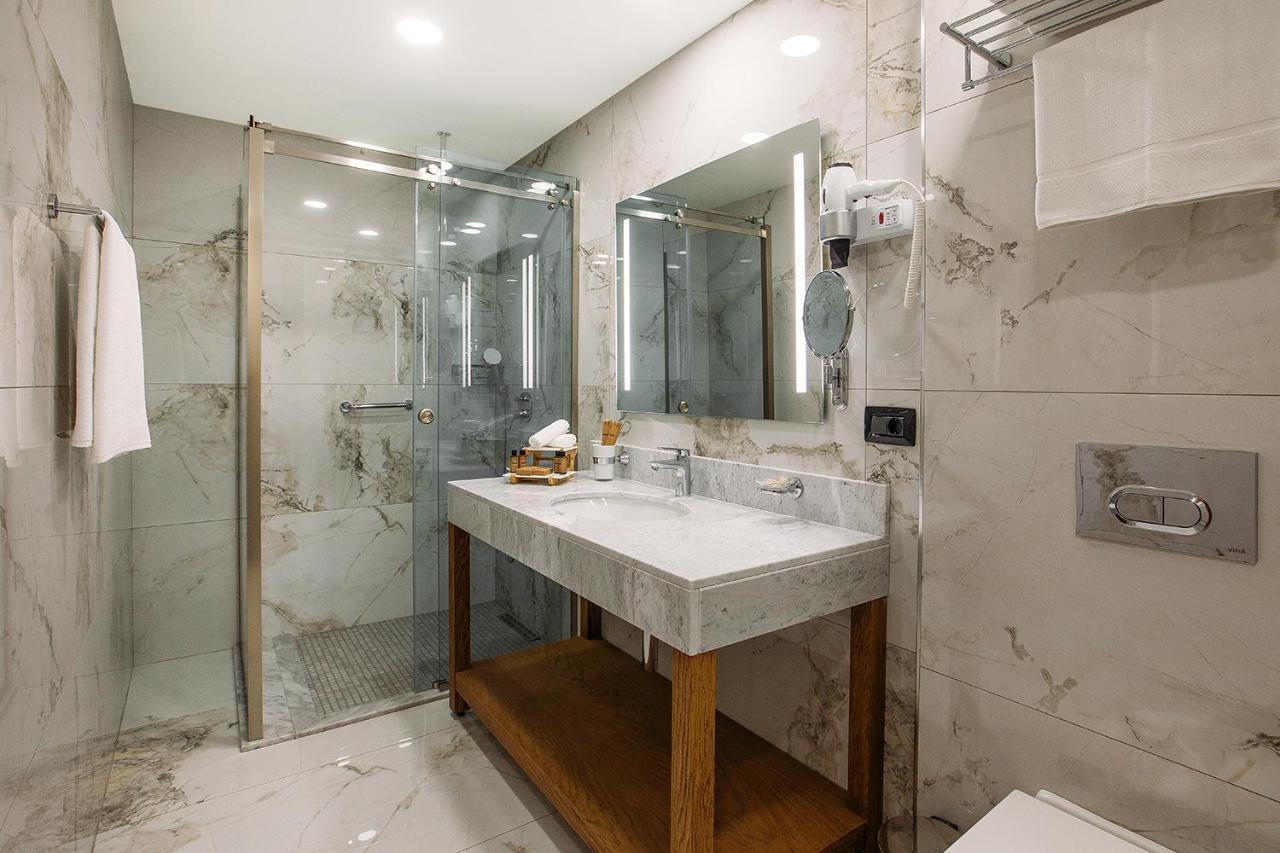 Marjan Plaza Hotel Tbilisi Eksteriør billede